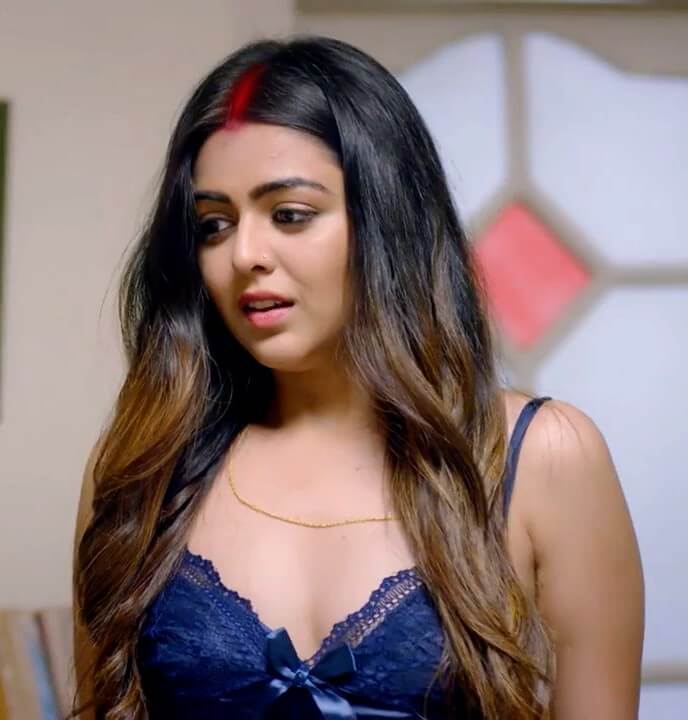 Shafaq Naaz hot